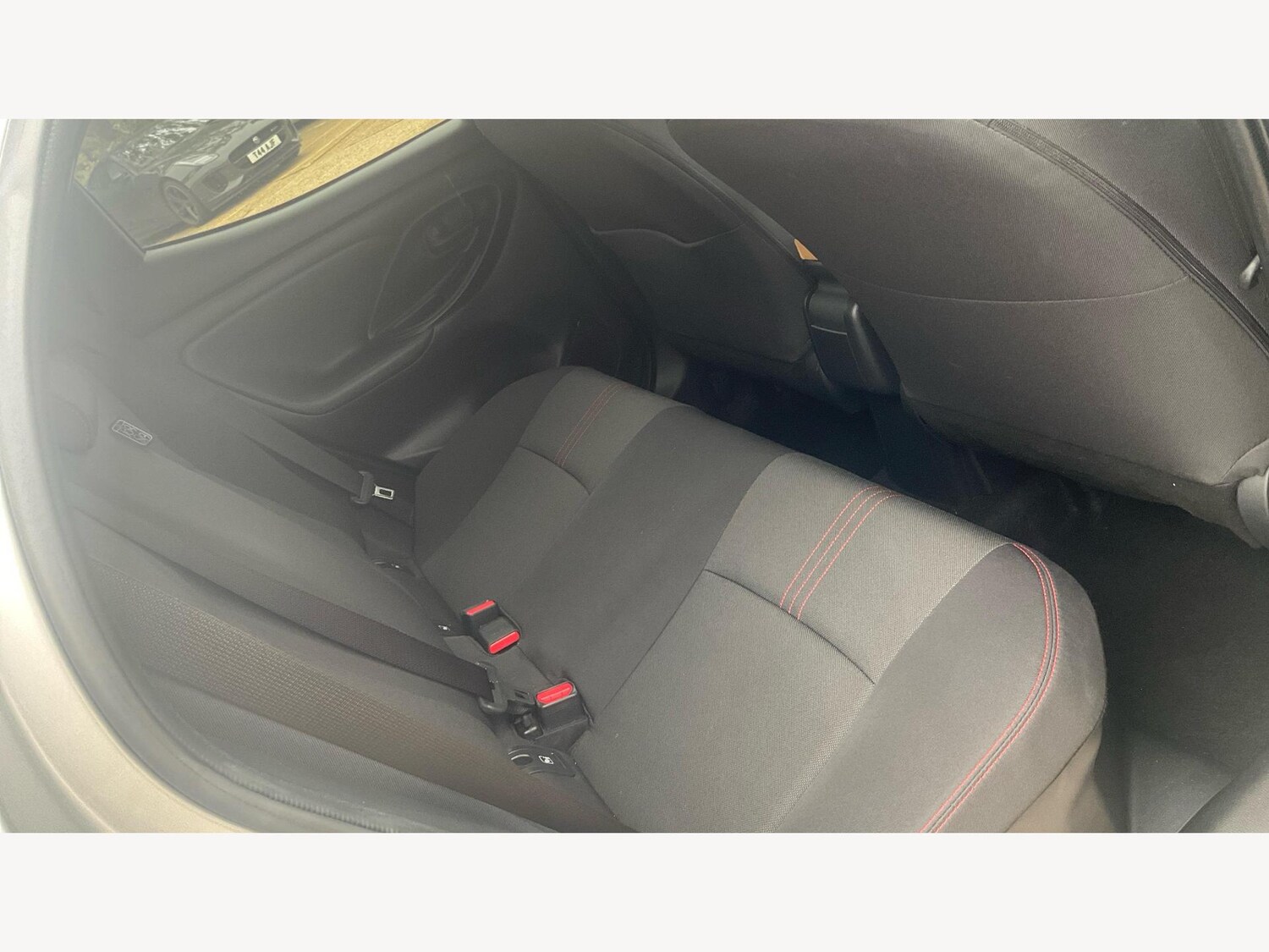 Used Toyota Yaris 2024 for sale - 76371318: Photo 14