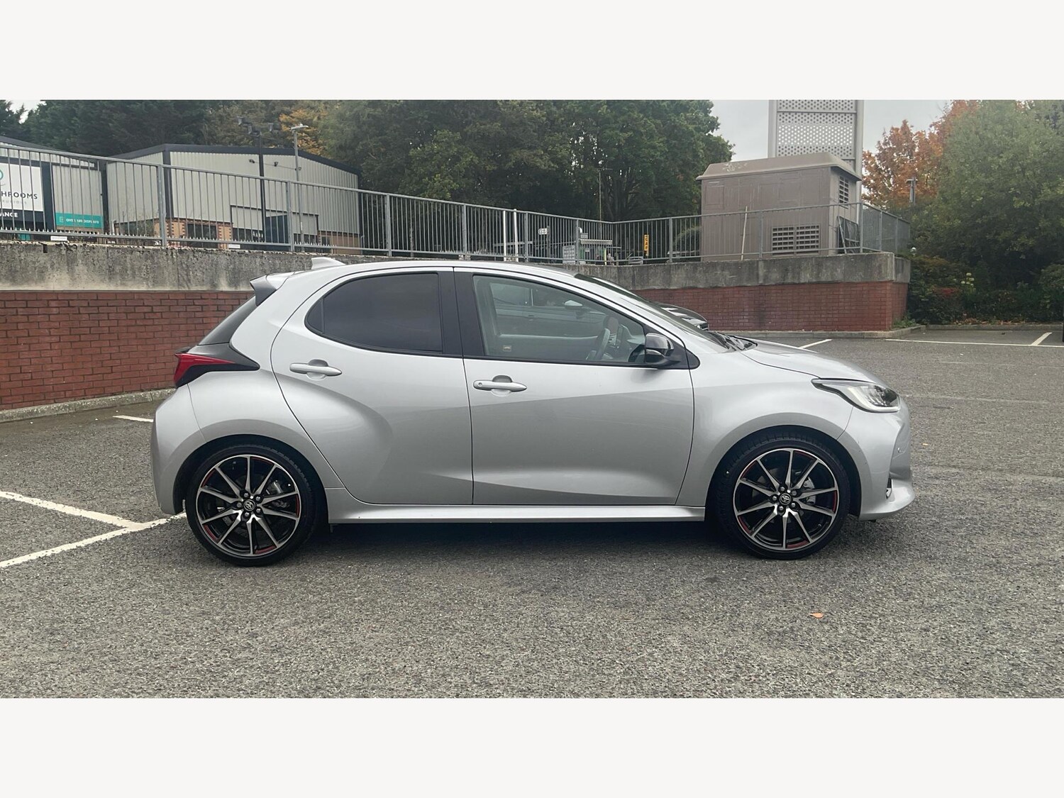 Used Toyota Yaris 2024 for sale - 76371318: Photo 18