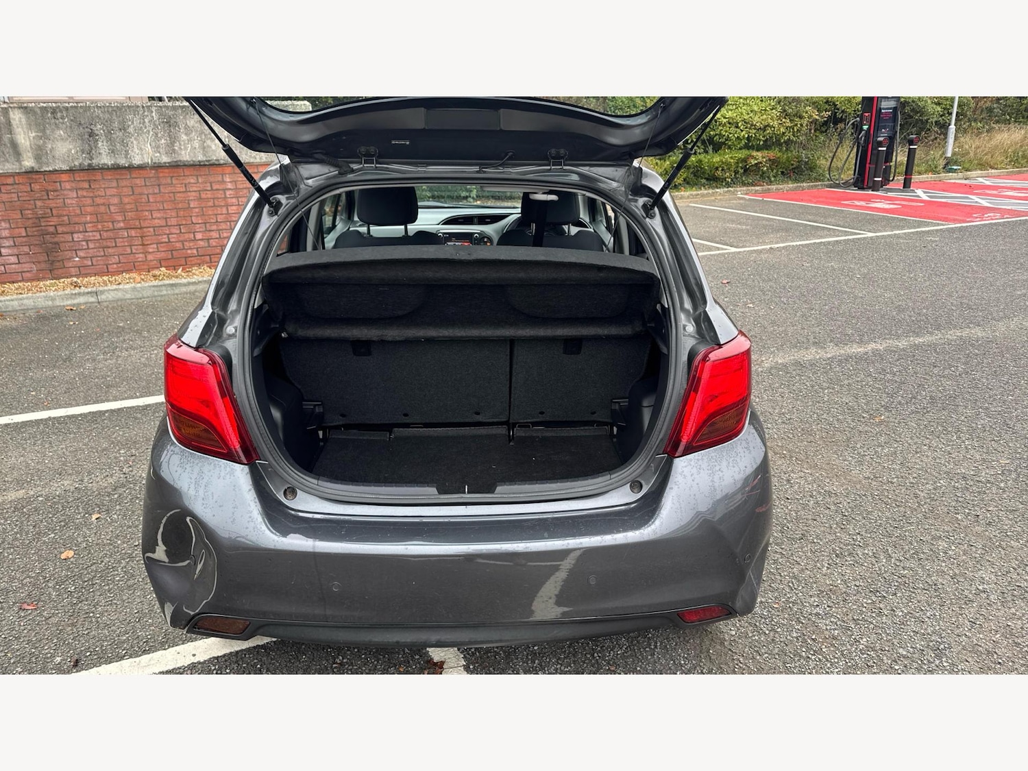 Used Toyota Yaris 2015 for sale - 76370504: Photo 16