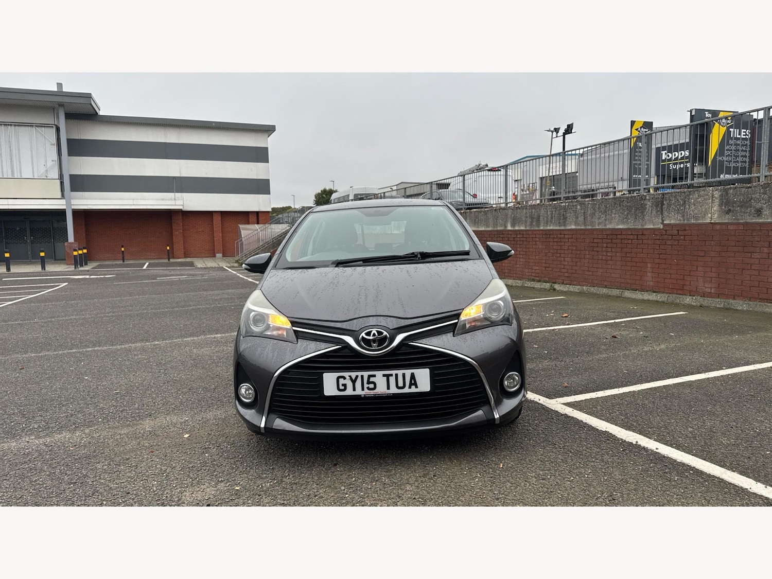 Used Toyota Yaris 2015 for sale - 76370504: Photo 17
