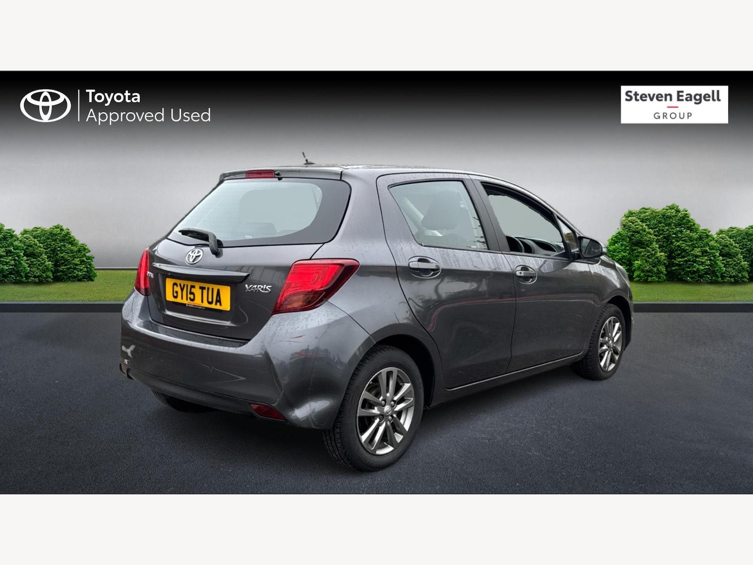 Used Toyota Yaris 2015 for sale - 76370504: Photo 2