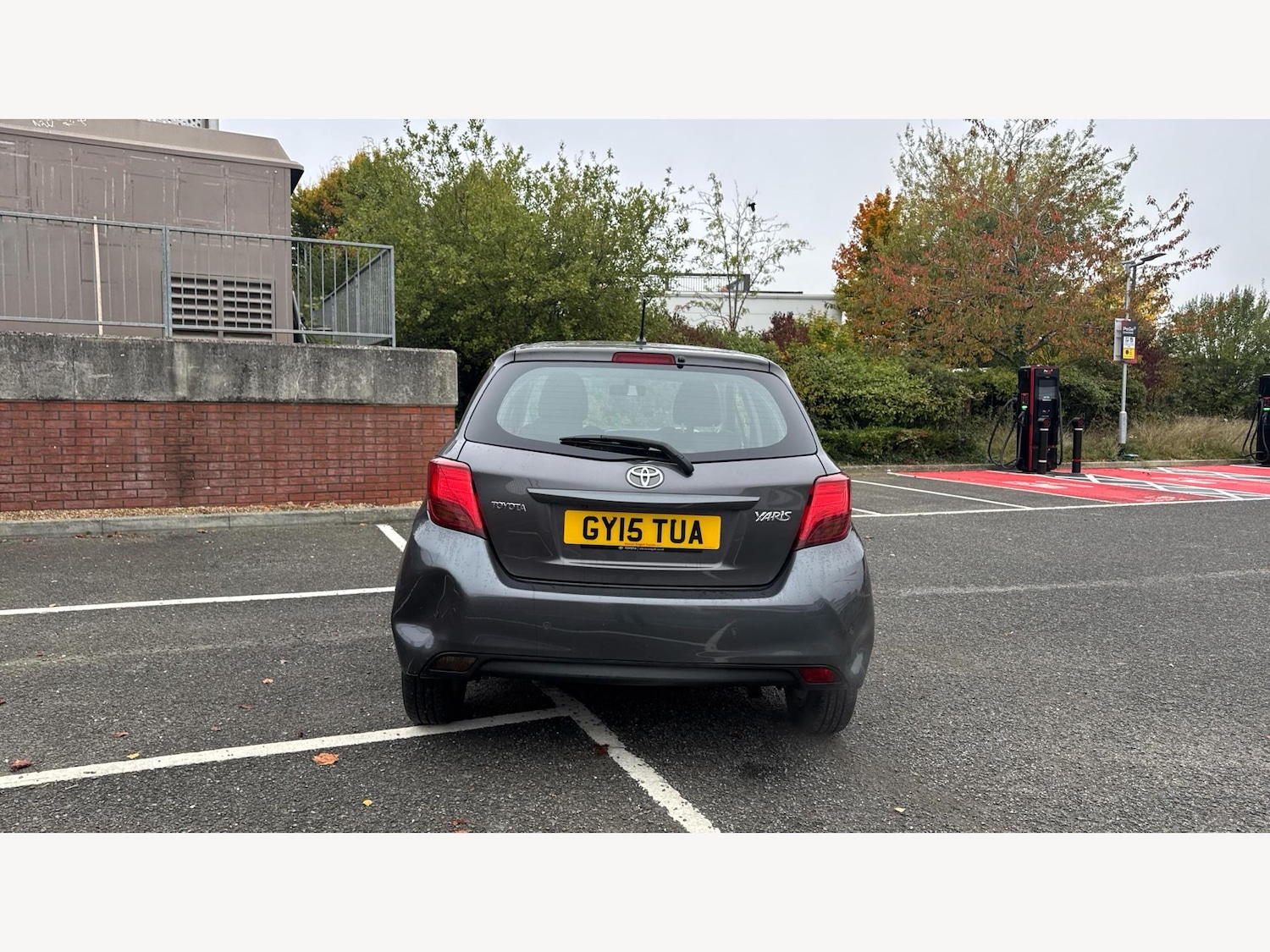 Used Toyota Yaris 2015 for sale - 76370504: Photo 21