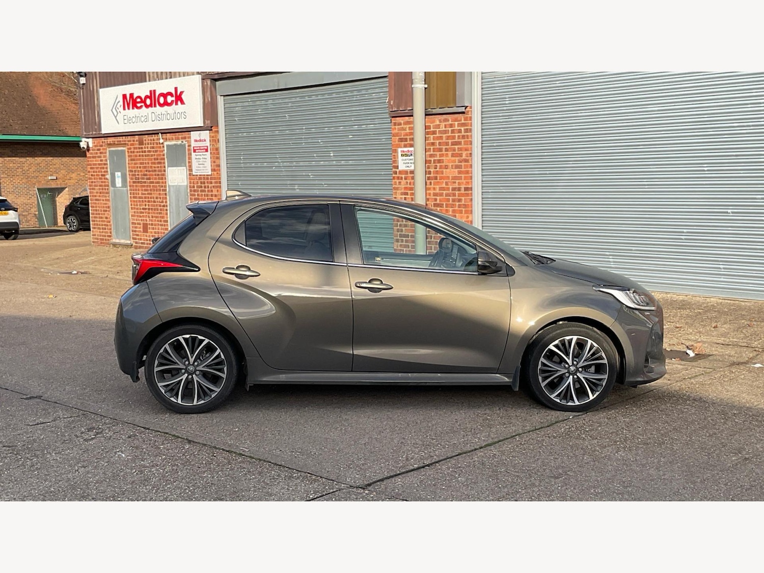 Used Toyota Yaris for sale - 77192012: Photo 18