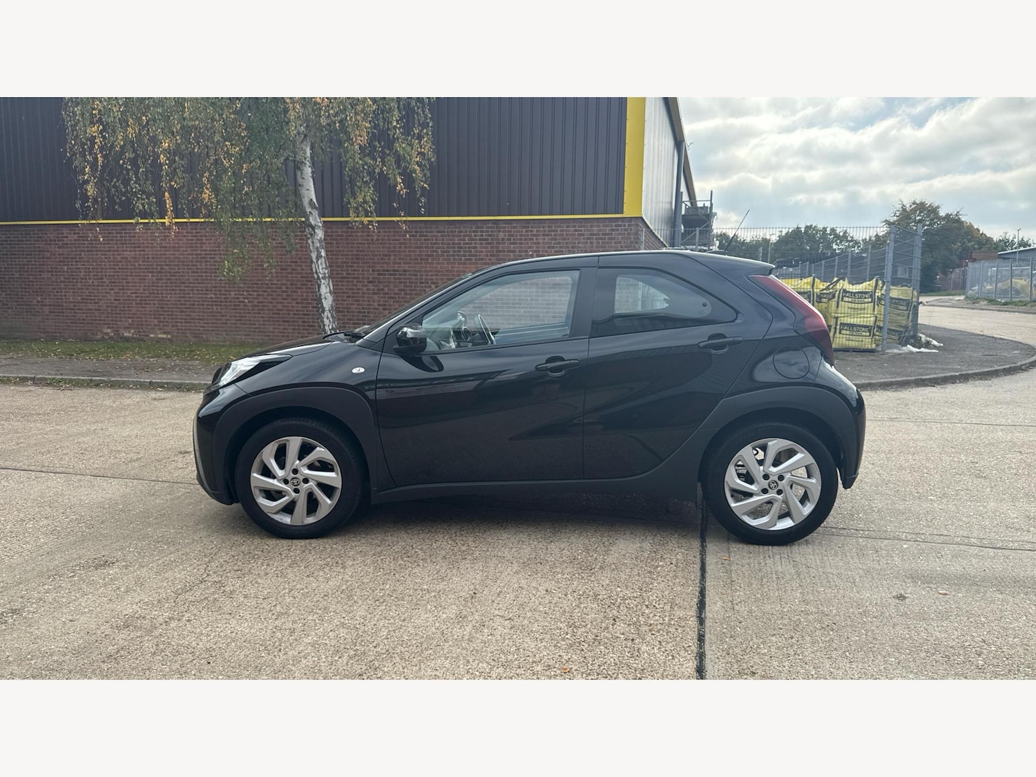 Used Toyota Aygo X 2023 for sale - 76370338: Photo 19