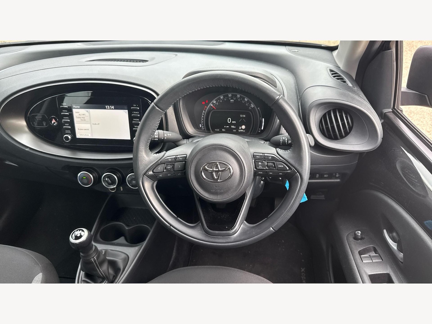 Used Toyota Aygo X 2023 for sale - 76370338: Photo 7