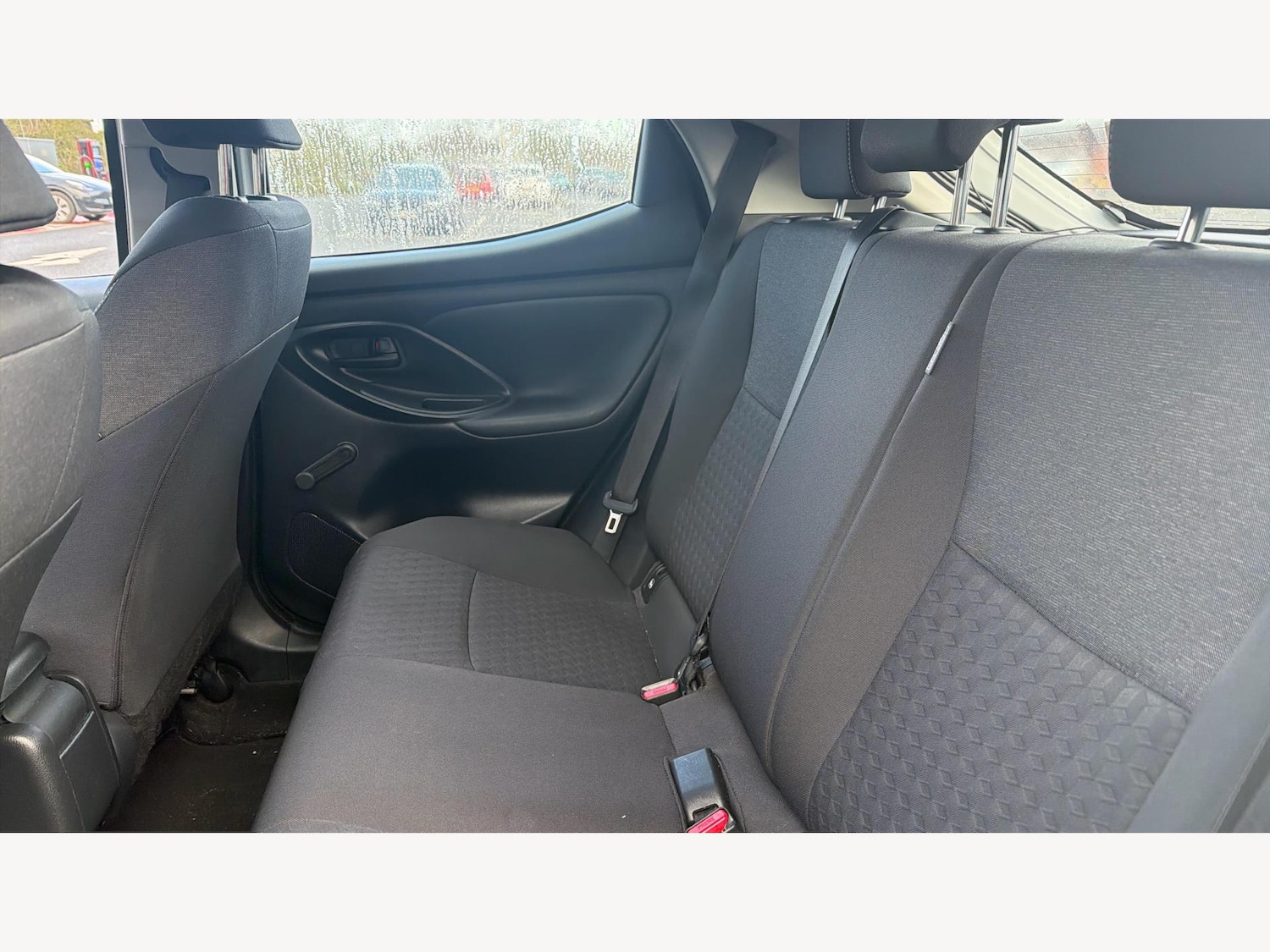 Used Toyota Yaris 2021 for sale - 77564977: Photo 15