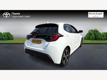 Used Toyota Yaris 2024 for sale - 78548396: Photo