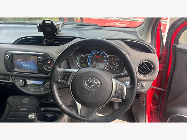 Used Toyota Yaris 2015 for sale - 76200143: Photo 10