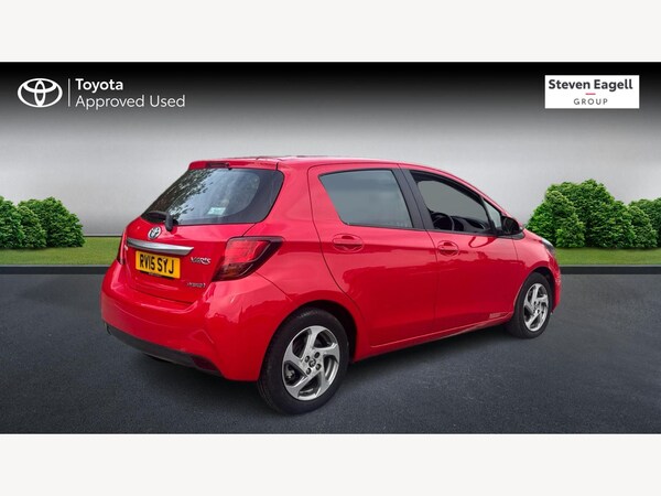 Used Toyota Yaris 2015 for sale - 76200143: Photo 2