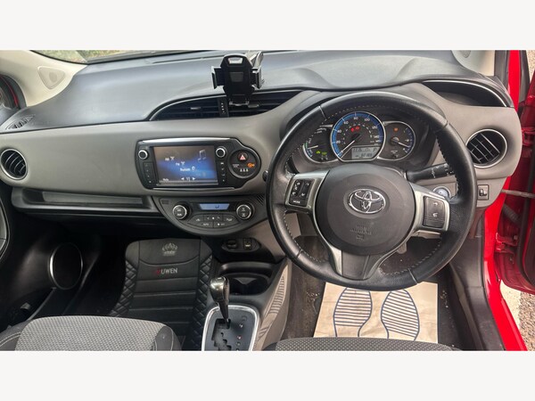Used Toyota Yaris 2015 for sale - 76200143: Photo 7