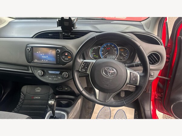 Used Toyota Yaris 2015 for sale - 76200143: Photo 8