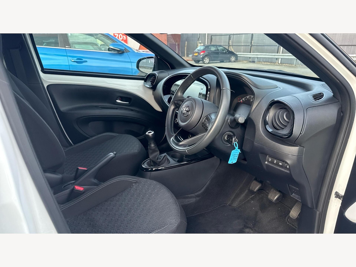 Used Toyota Aygo X 2023 for sale - 76371345: Photo 13