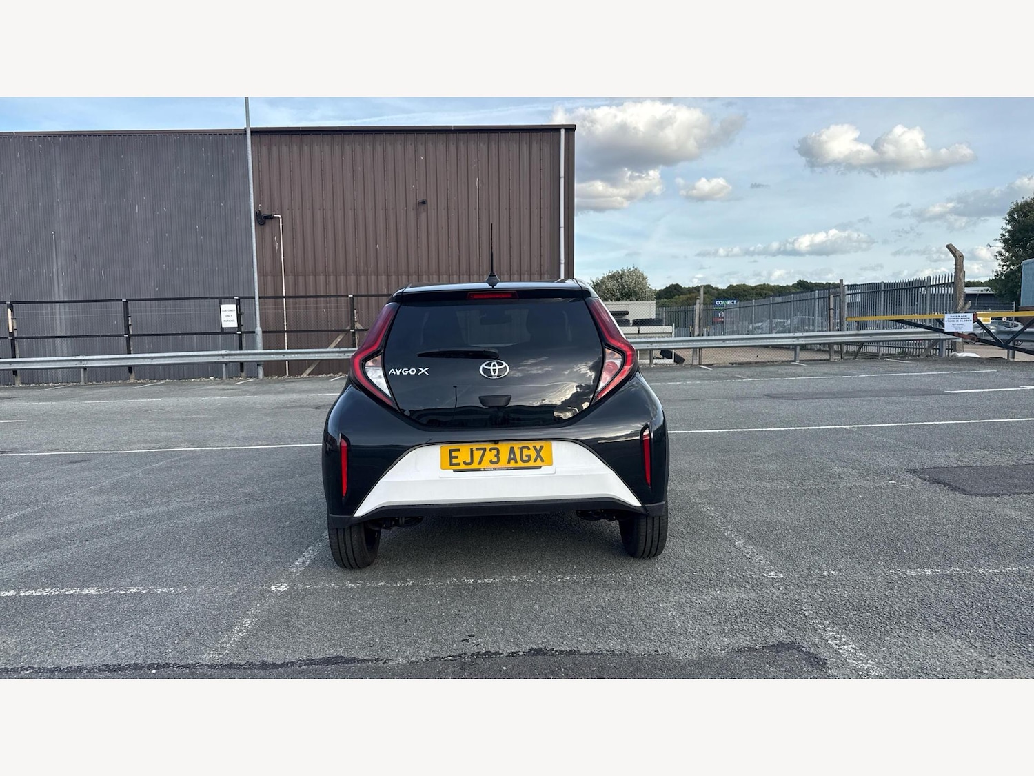 Used Toyota Aygo X 2023 for sale - 76371345: Photo 21
