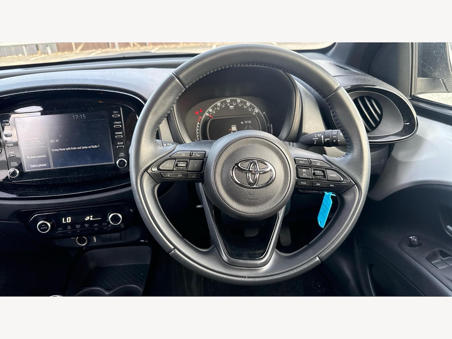 Used Toyota Aygo X 2023 for sale - 76371345: Photo 8