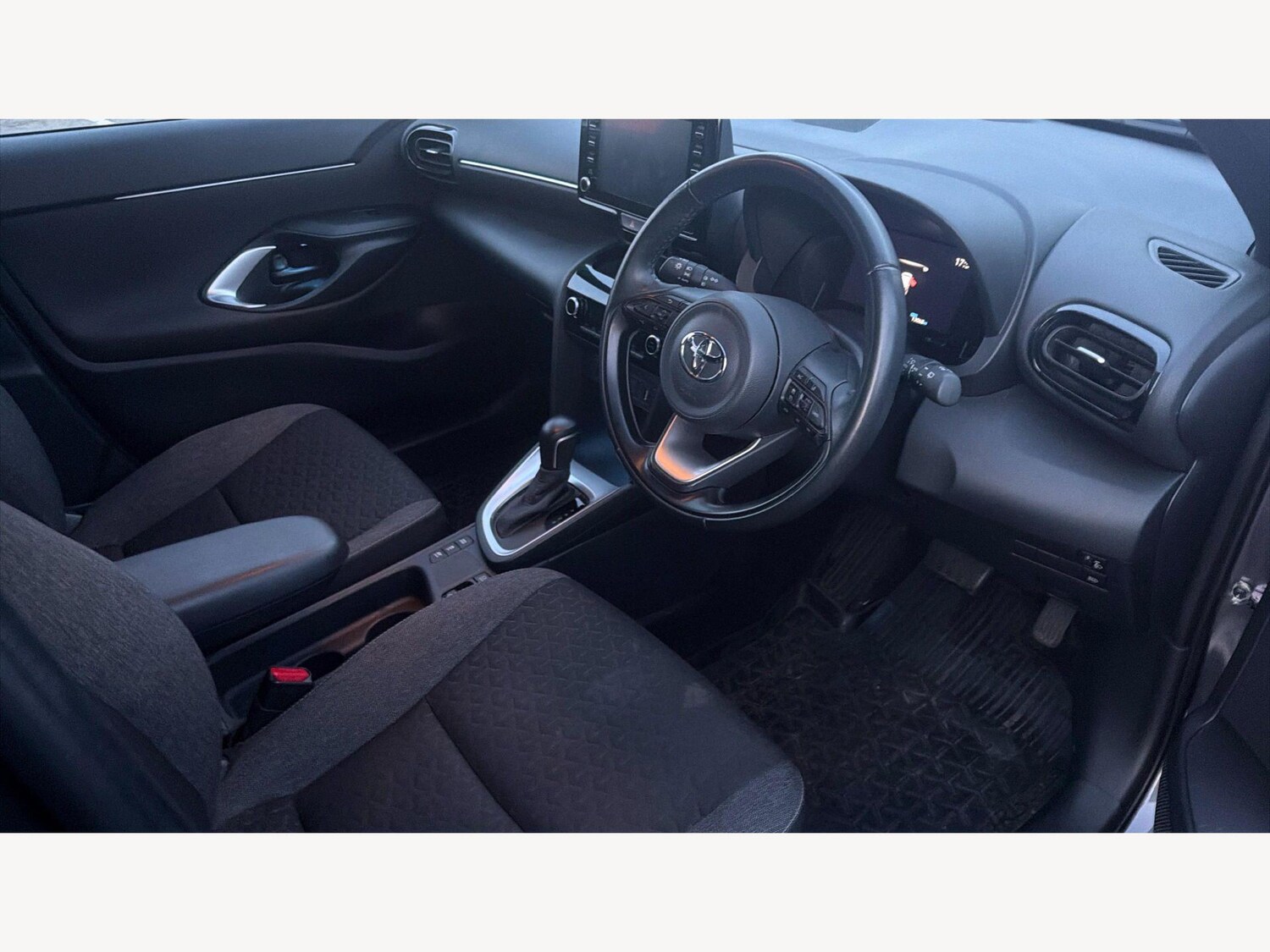 Used Toyota Yaris Cross for sale - 77809090: Photo 13