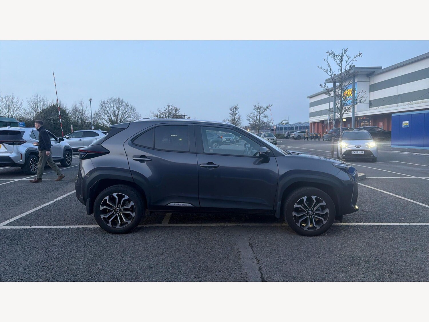 Used Toyota Yaris Cross for sale - 77809090: Photo 18