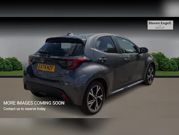 Used Toyota Yaris 2024 for sale - 79712654: Photo
