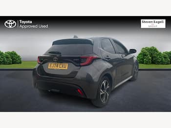 Used Toyota Yaris 2024 for sale - 79774370: Photo