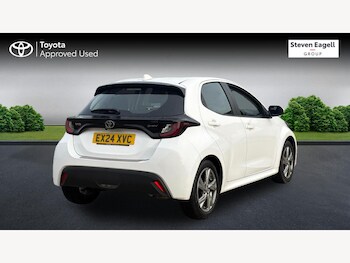 Used Toyota Yaris 2024 for sale - 77191019: Photo