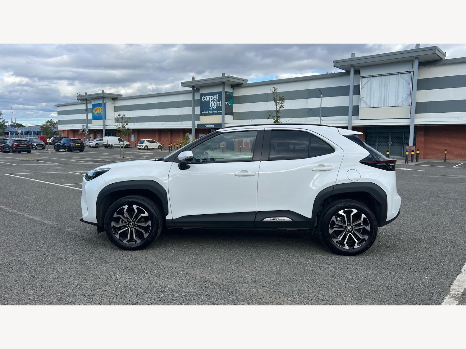 Used Toyota Yaris Cross 2024 for sale - 76988247: Photo 19