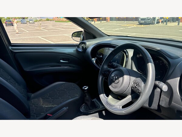 Used Toyota Aygo X 2023 for sale - 75634187: Photo 13