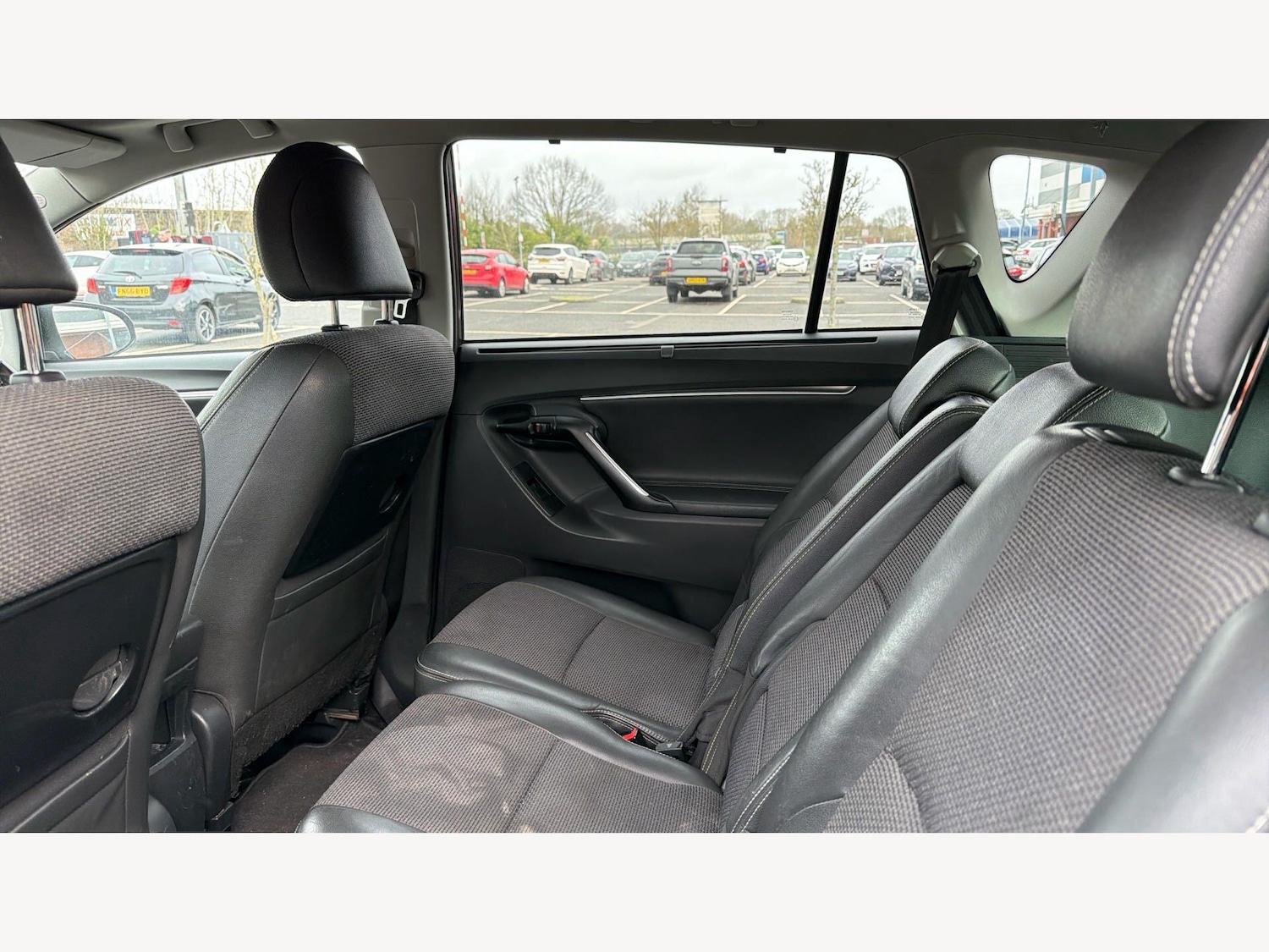 Used Toyota Verso 2018 for sale - 77670855: Photo 15