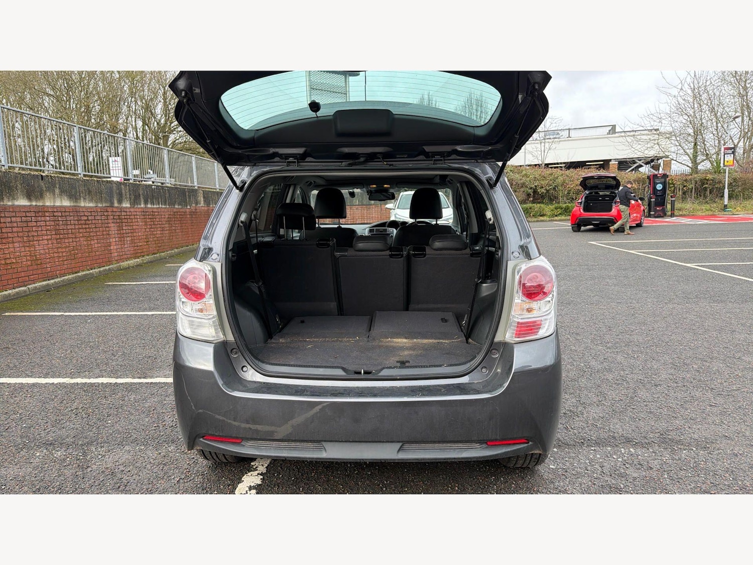 Used Toyota Verso 2018 for sale - 77670855: Photo 16