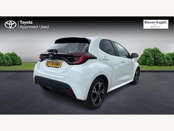 Used Toyota Yaris 2024 for sale - 79484188: Photo
