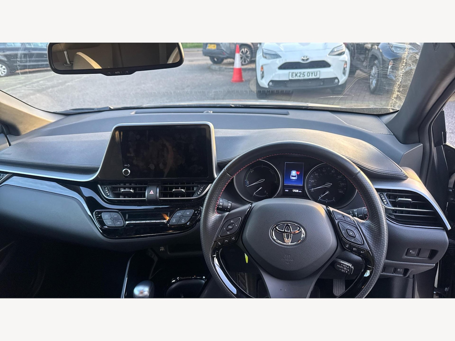 Used Toyota C-HR 2022 for sale - 76000877: Photo 10