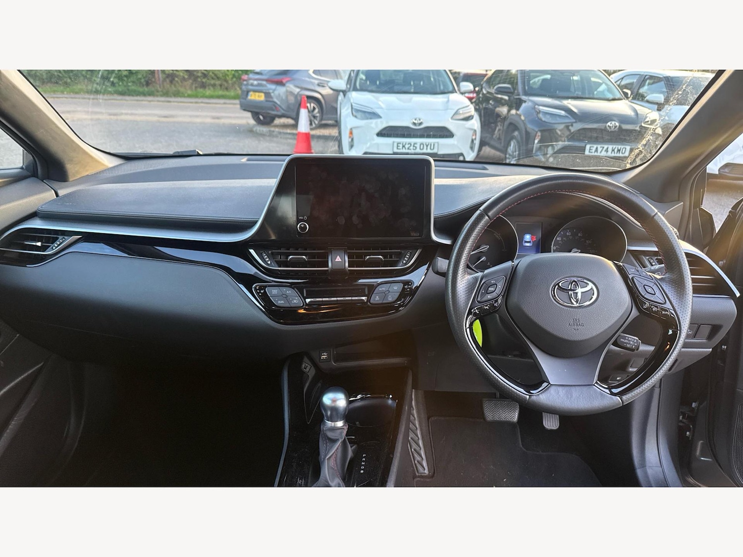 Used Toyota C-HR 2022 for sale - 76000877: Photo 7