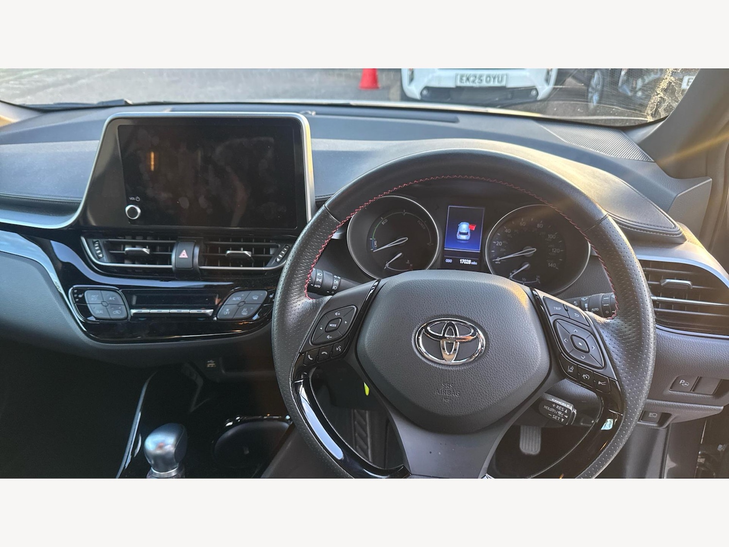 Used Toyota C-HR 2022 for sale - 76000877: Photo 8