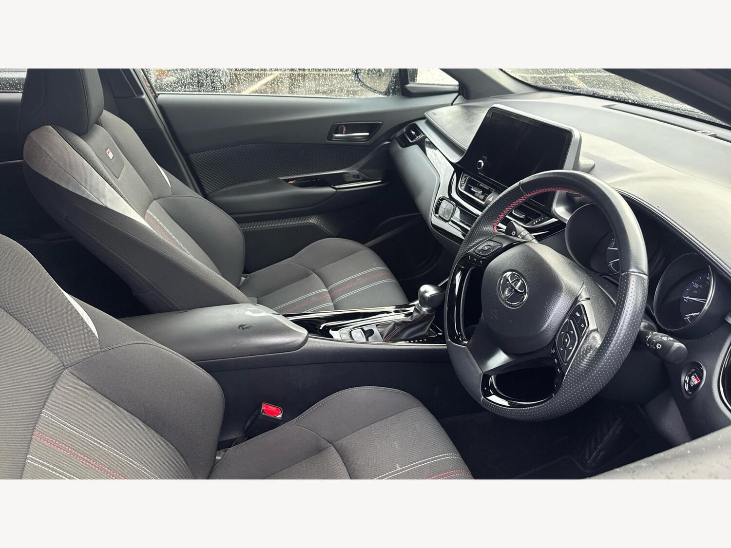 Used Toyota C-HR 2023 for sale - 76371119: Photo 13