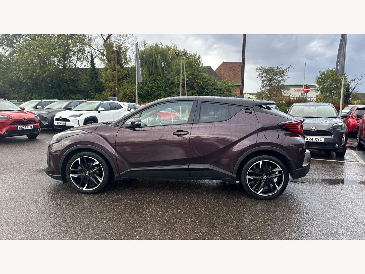 Used Toyota C-HR 2023 for sale - 76371119: Photo 19