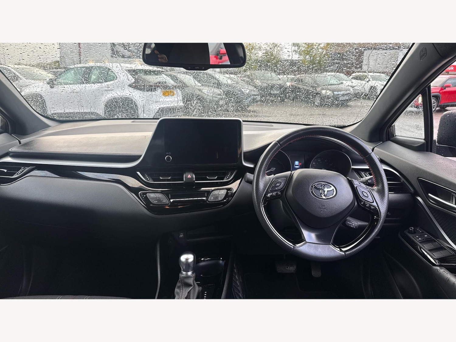 Used Toyota C-HR 2023 for sale - 76371119: Photo 7