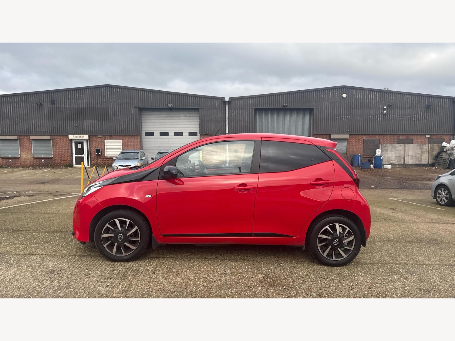 Used Toyota AYGO for sale - 77808827: Photo 19