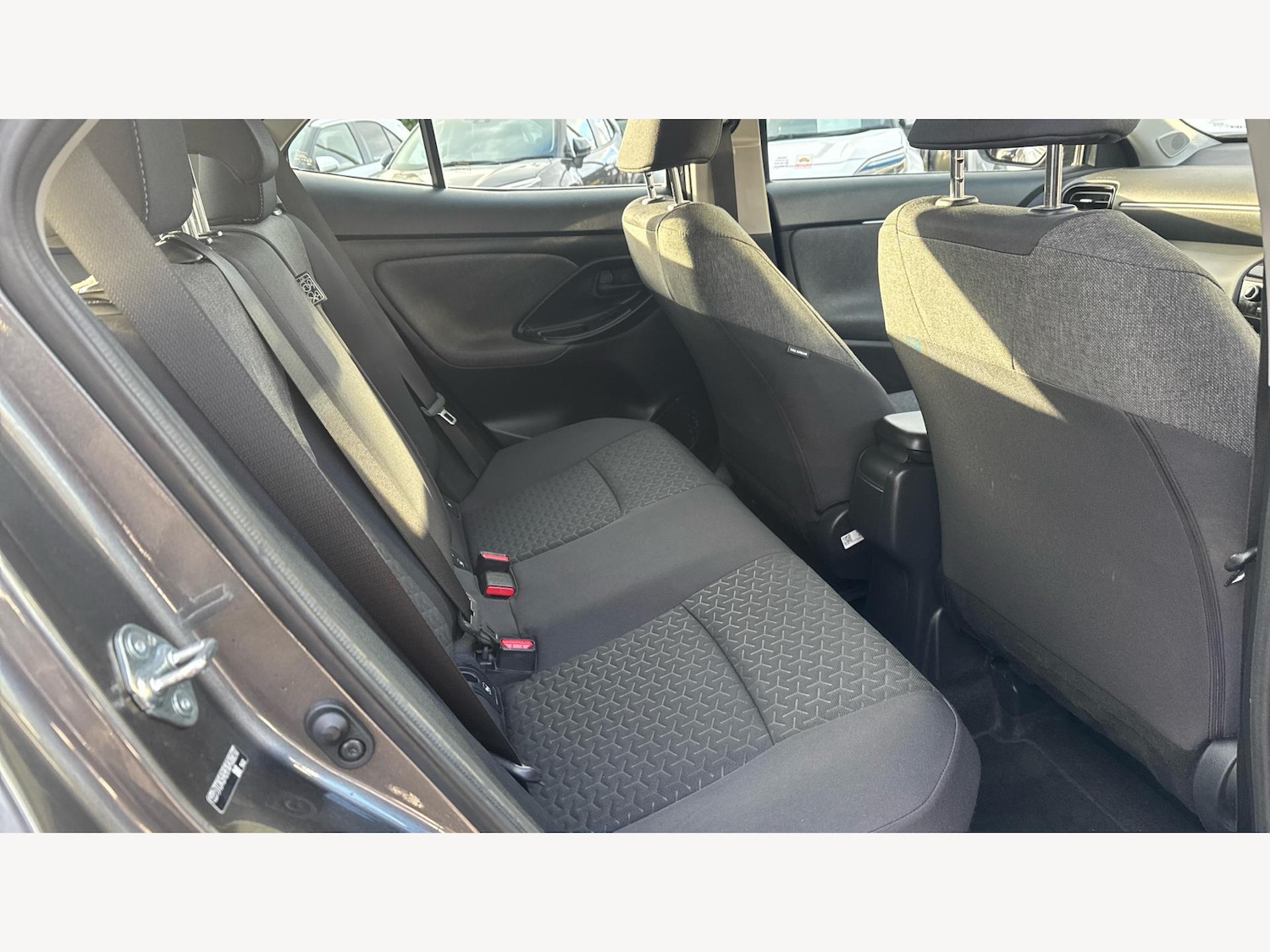 Used Toyota Yaris Cross 2022 for sale - 77067010: Photo 14