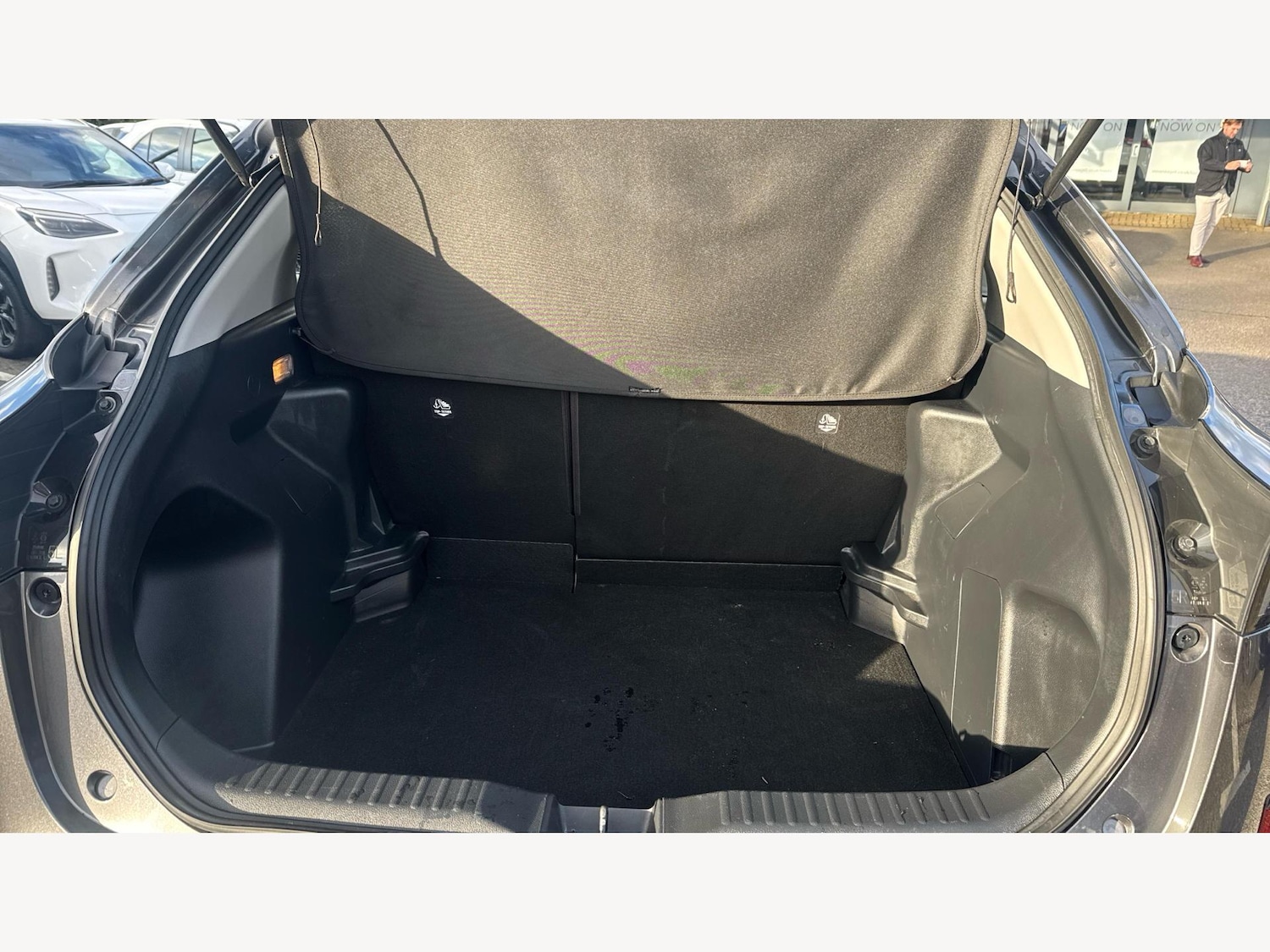 Used Toyota Yaris Cross 2022 for sale - 77067010: Photo 16