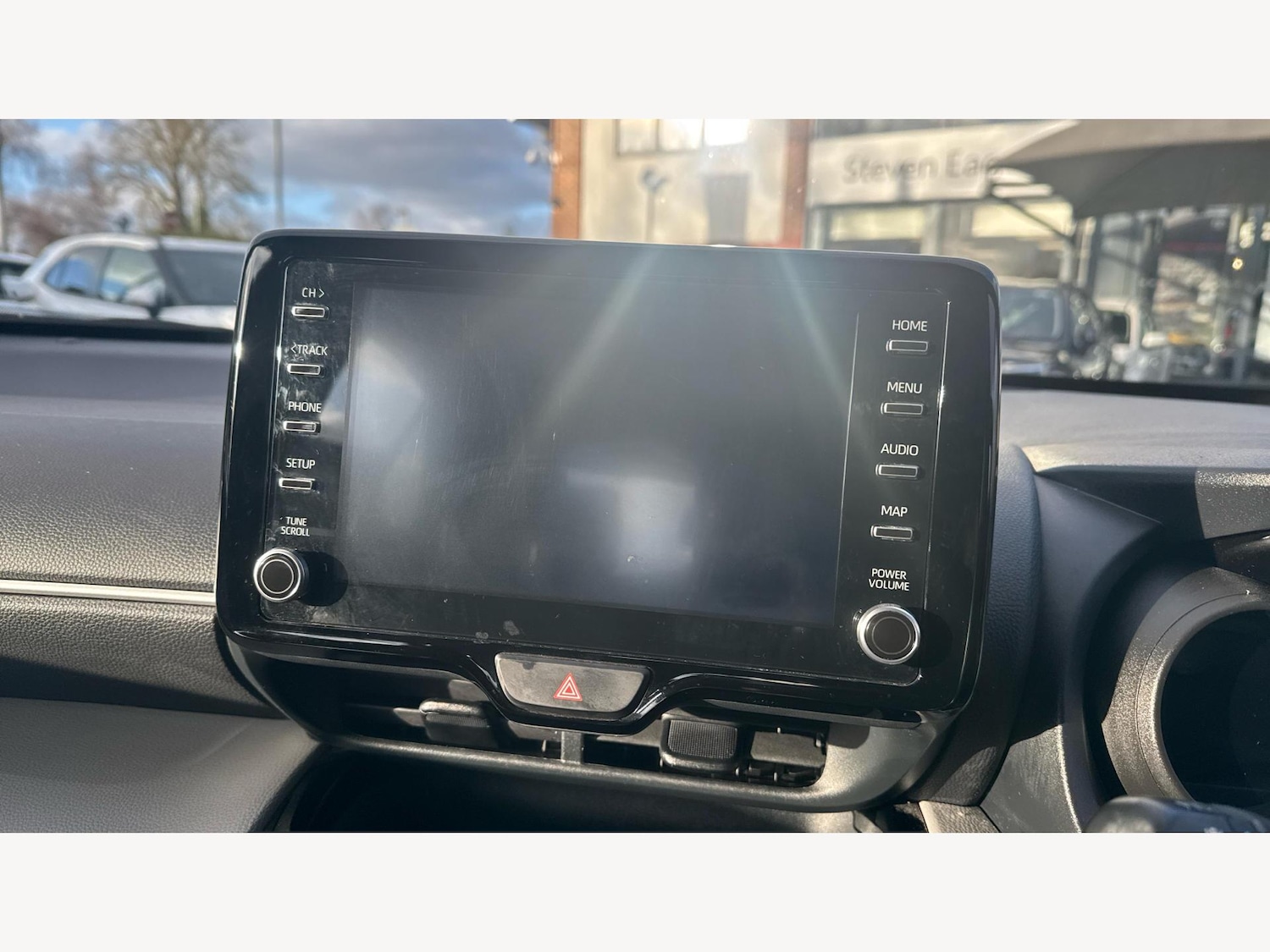 Used Toyota Yaris Cross 2022 for sale - 77067010: Photo 9