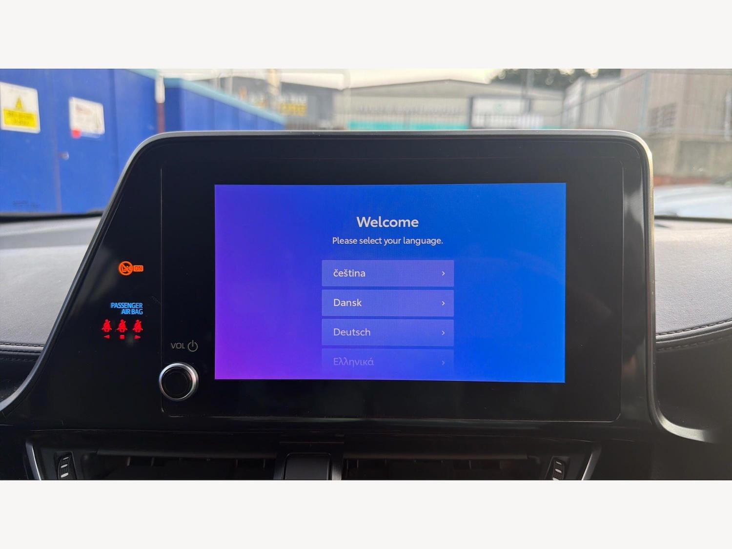 Used Toyota C-HR 2023 for sale - 78086046: Photo 9