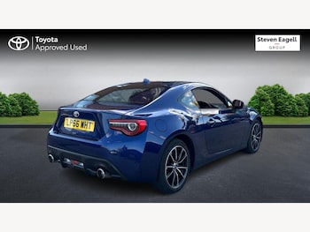 Used Toyota GT86 2017 for sale - 76199718: Photo 2