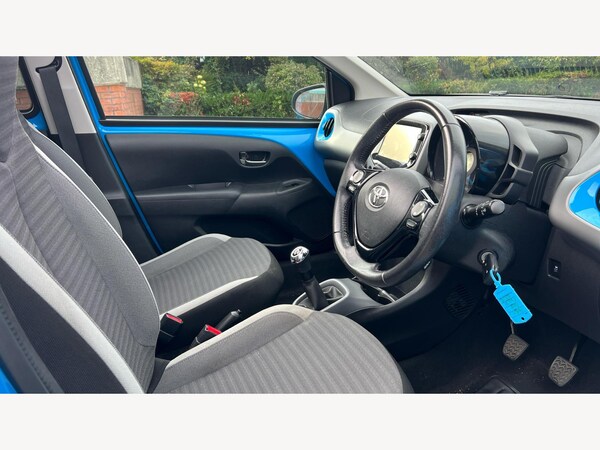 Used Toyota AYGO 2018 for sale - 76201061: Photo 13