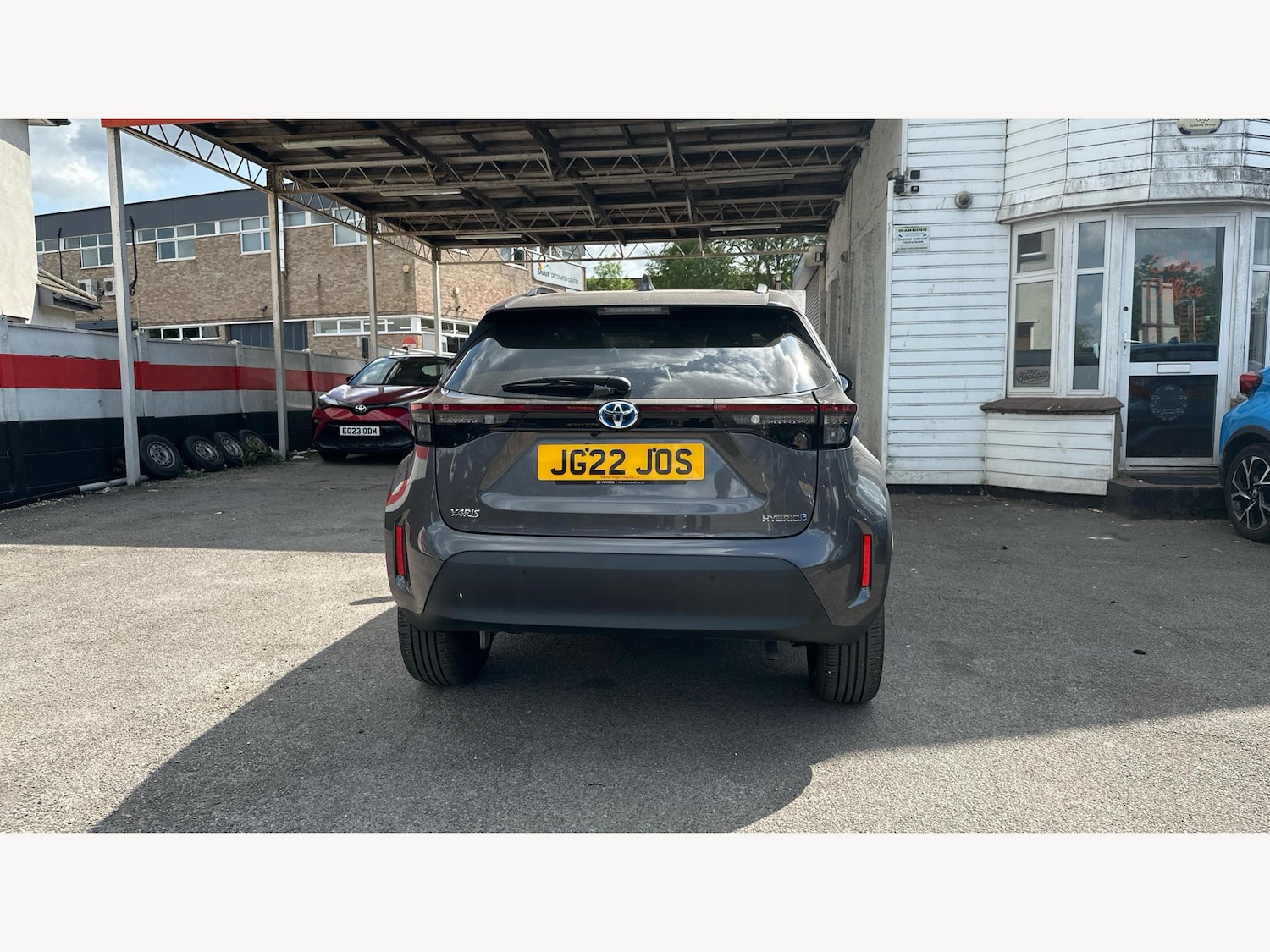 Vehicle 21