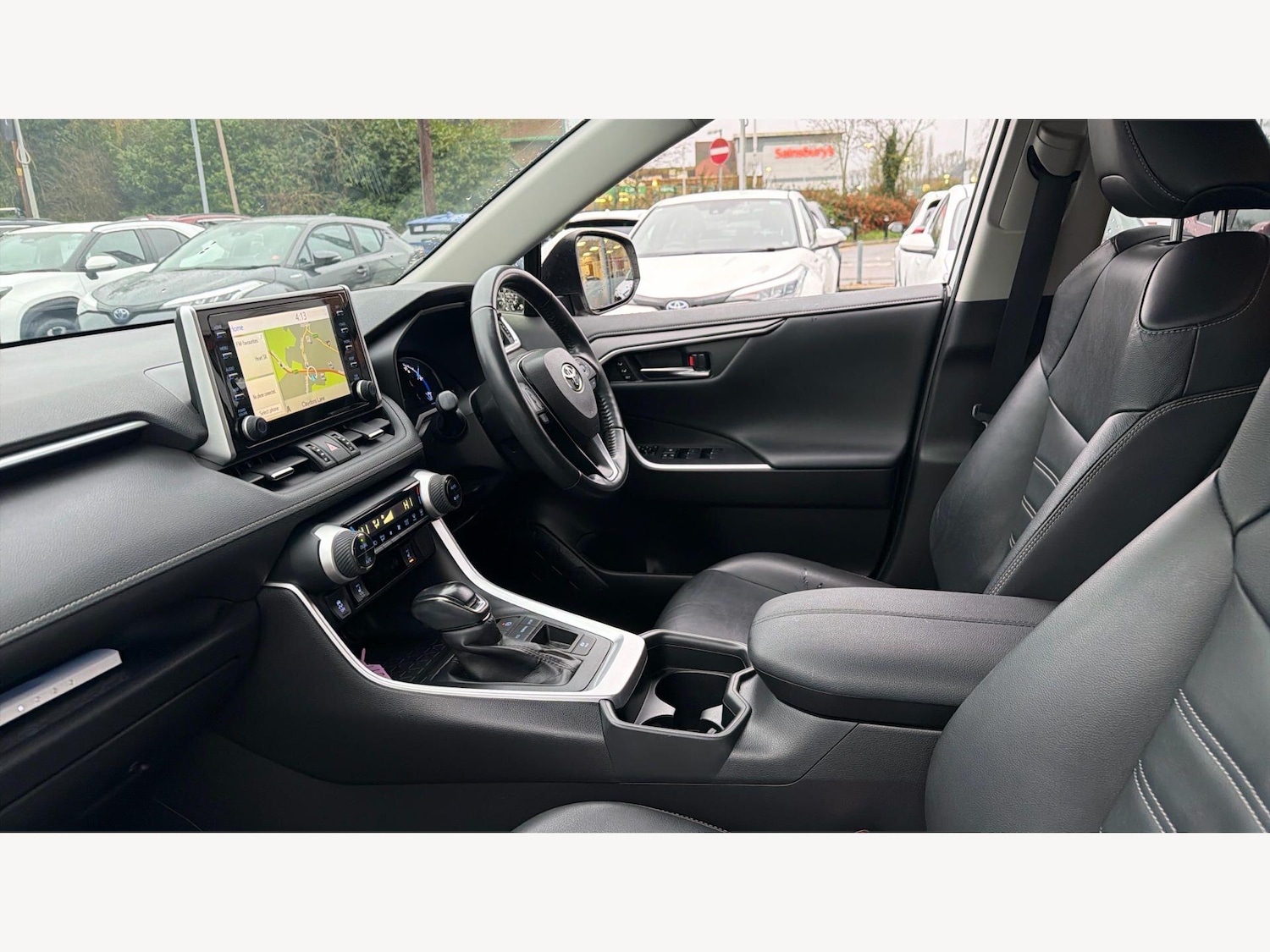 Used Toyota RAV4 2021 for sale - 77626126: Photo 12