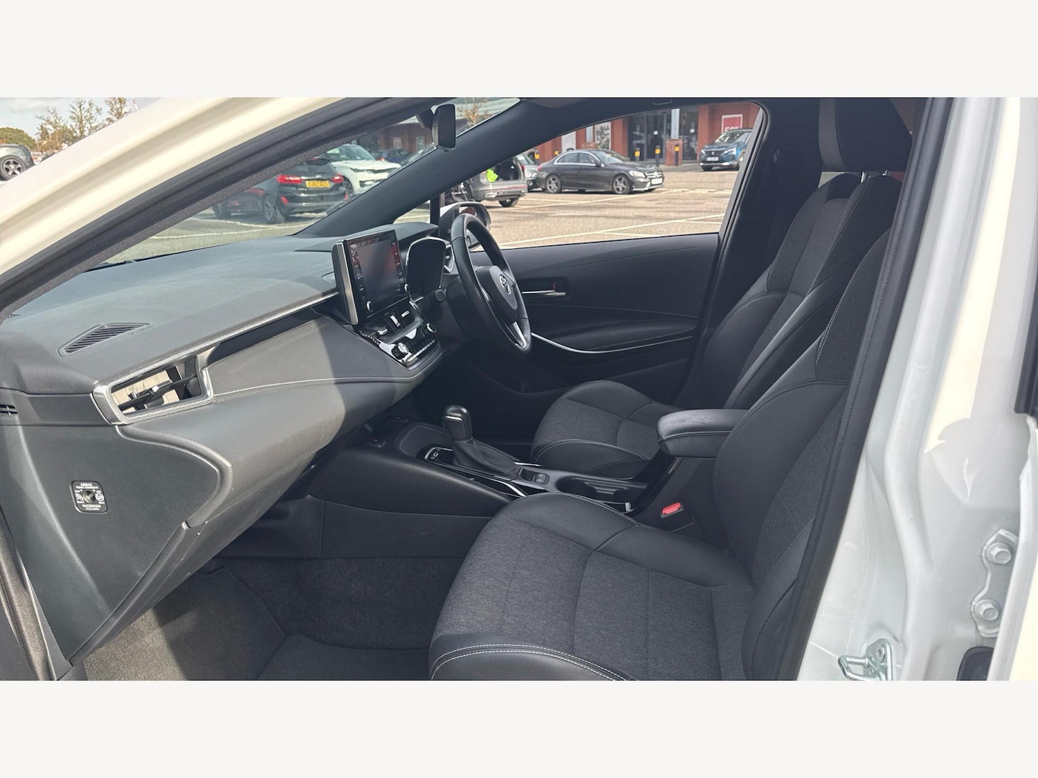 Used Toyota Corolla 2021 for sale - 76613301: Photo 12