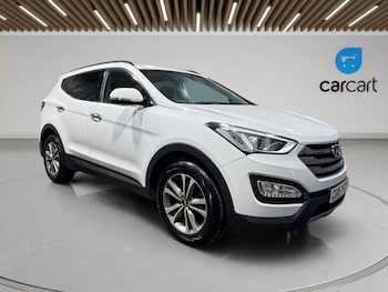 Used Hyundai Santa Fe 2015 for sale - 79089359: Photo
