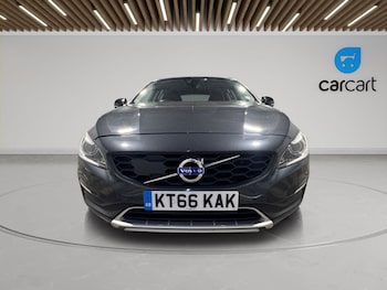 Used Volvo V60 2016 for sale - 78850517: Photo