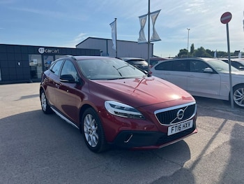 Used Volvo V40 Cross Country 2016 for sale - 79141770: Photo