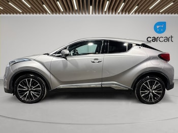 Used Toyota C-HR 2017 for sale - 79530115: Photo