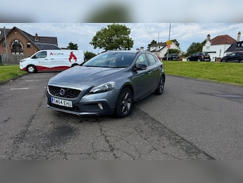 Used Volvo V40 2014 for sale - 75673279: Photo