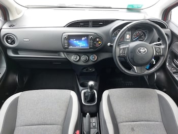 Used Toyota Yaris 2020 for sale - 78872732: Photo